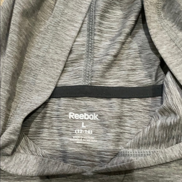 Gray light weight hoodie - Picture 4 of 4